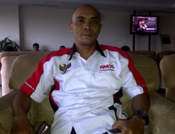 Sabar Segera Taklukkan Kalimanjaro & Panjat Monas