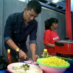 Rio Dewanto Akui Tak Jago Masak