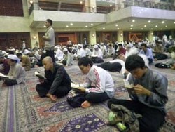 Bantal & Guling Pun Menemani Iktikaf