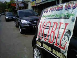 Mobil Rental Laris Manis Disewa Pemudik