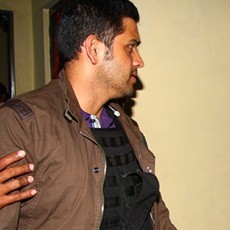 Akan Turun dari Pesawat, Nazaruddin Ngaku Kesakitan Saat Diborgol 