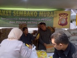 Yuk, Beli Sembako Murah di Polda Metro Jaya!