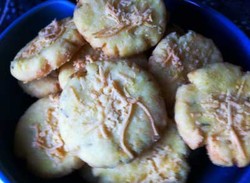 Resep Kue: Rosemary Cheese Cookies