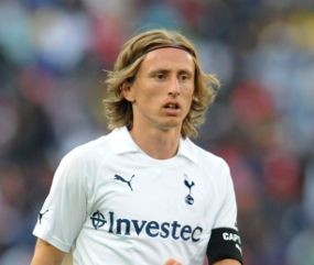 Sedang Mendua, Modric pun Disimpan Redknapp