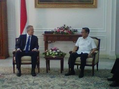 Mantan PM Inggris Tony Blair Temui Boediono
