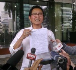 Iri pada Nazaruddin, Pong Harjatmo Surati SBY