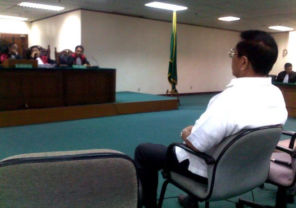 Mantan Sekretaris Menkokesra Divonis 3 Tahun Bui