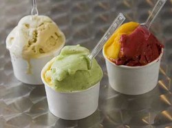 Piraguas dan Water Ice, Slruupp.. Dingin!