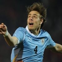 Liverpool Incar Bek Muda Uruguay?