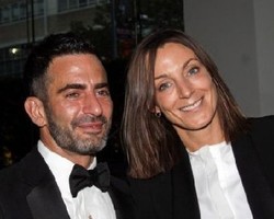 Marc Jacobs Pindah ke Dior, Phoebe Philo ke LV?