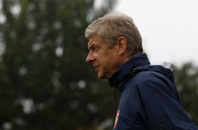 Wenger Didesak Datangkan Pemain Top