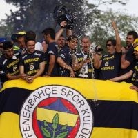 Fenerbahce Dicoret dari Liga Champions