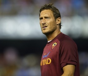 Roma Belum Tentu Langsung Andalkan Totti