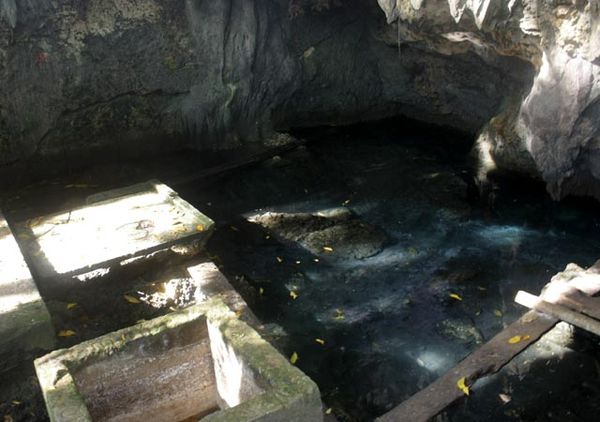 Pemandian Jenderal McArthur di Morotai