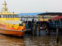 Pelabuhan Dumai Dipadati Pemudik