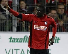 Demba Cisse Jadi Komoditas Panas