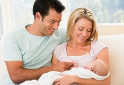 Suami Istri Lebih Sehat Setelah Punya Bayi