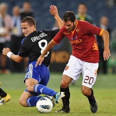 Lazio Lolos ke Fase Grup, Roma Tersingkir