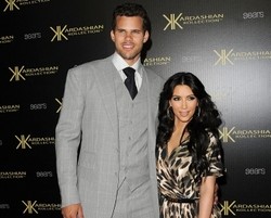 Kim Kardashian Akan Menikah Ulang Tiap Tahun