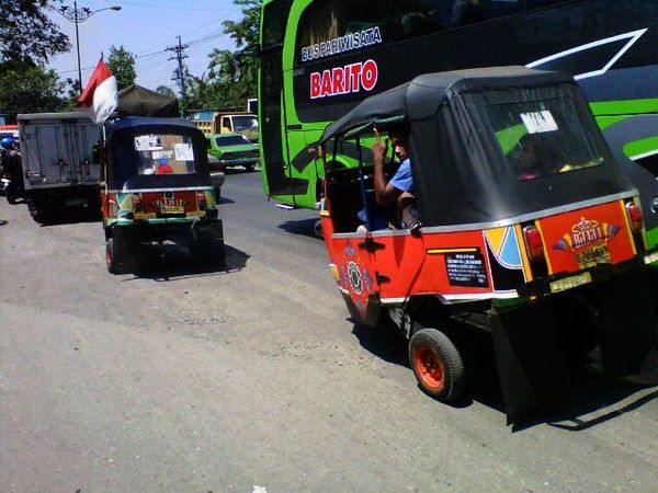 Mudik Pakai Bajaj