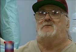 Kakek Tuli Mendadak Sembuh Saat Amerika Diguncang Gempa