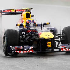 Dijepit Hujan, Webber Terdepan