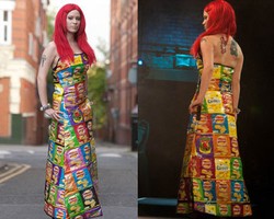 Wow, Ada Gaun dari Ratusan Bekas Bungkus Keripik