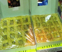 Bay Tat, Kue Para Raja Bengkulu Itu pun Meriahkan Lebaran