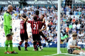 Dzeko Empat Gol, City Lumat Spurs