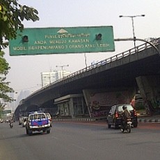 Wusss! Jakarta Bebas Macet