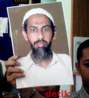 Perayaan Lebaran Umar Patek Tergantung Densus