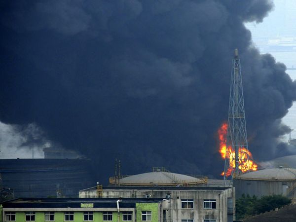Tangki Solar Terbakar