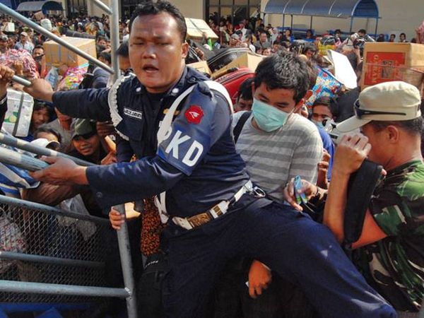  Pemudik Padati Tanjung Priok