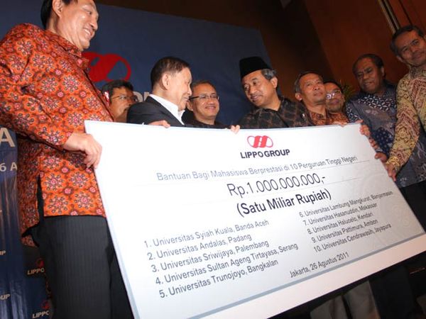 10 Kampus Dapat Bea Siswa