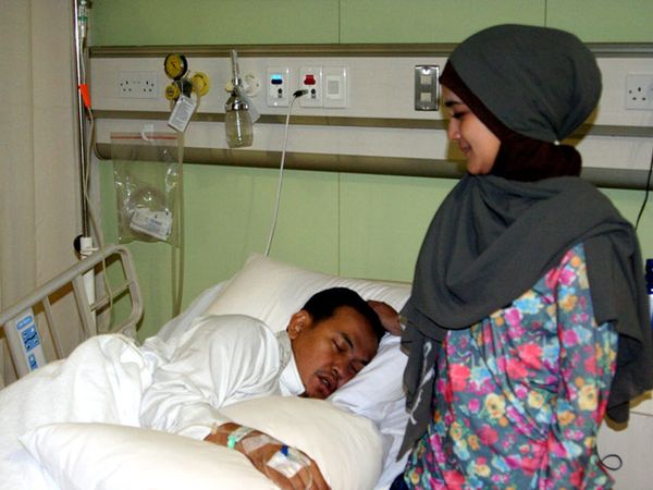 Uje Masuk Rumah Sakit Lagi