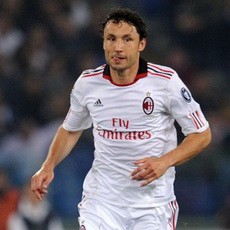 Van Bommel Sempat Didekati City