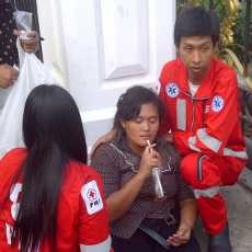 Usai Bertemu SBY, Eka Pingsan di Depan Istana