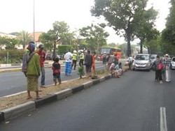 Rezeki Pengemis di Idul Fitri, Rp 300 Ribu dalam Satu Jam