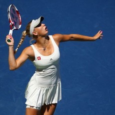 Wozniacki Tak Terhadang