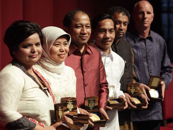 2 WNI Raih Ramon Magsaysay Award