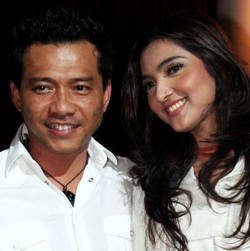 Lebaran, Anang Sewa Gerbong Kereta Rp 60 Juta