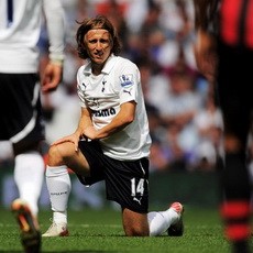 Redknapp: Chelsea Tawar Modric Rp 554 M