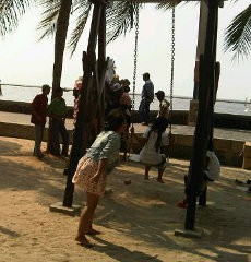 Panas Terik Tak Halangi 60 Ribu Pengunjung Datangi Ancol