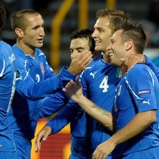 Italia & Prancis Menang Tipis