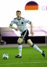 Lehmann: Mertesacker Sempurna untuk The Gunners