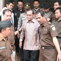 Korupsi Buku Ajar Rp 11 M, Mantan Walikota Magelang Ditahan