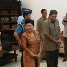 SBY Halal Bihalal dengan Pegawai Istana