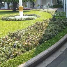 Air di Istana Presiden Sudah Normal, Rumput Kembali Basah