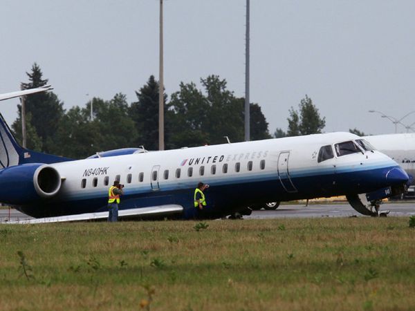 United Express Tergelincir