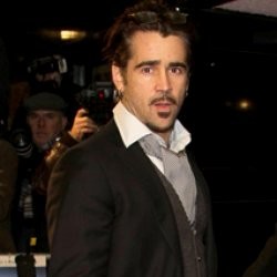 Colin Farrell Selalu Nikmati Adegan Ciuman di Film